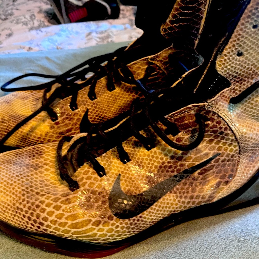 Kobe High EXT